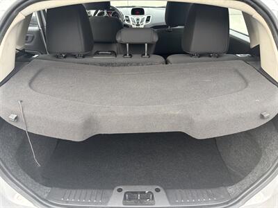 2012 Ford Fiesta SE - Photo 12 - Campbell, CA 95008