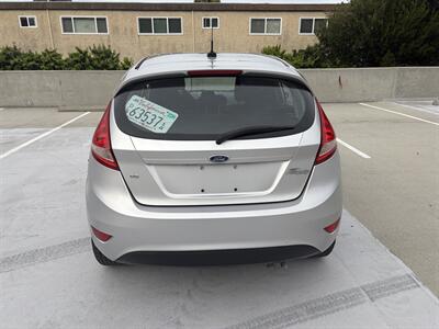 2012 Ford Fiesta SE - Photo 3 - Campbell, CA 95008