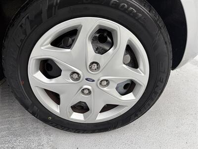 2012 Ford Fiesta SE - Photo 19 - Campbell, CA 95008