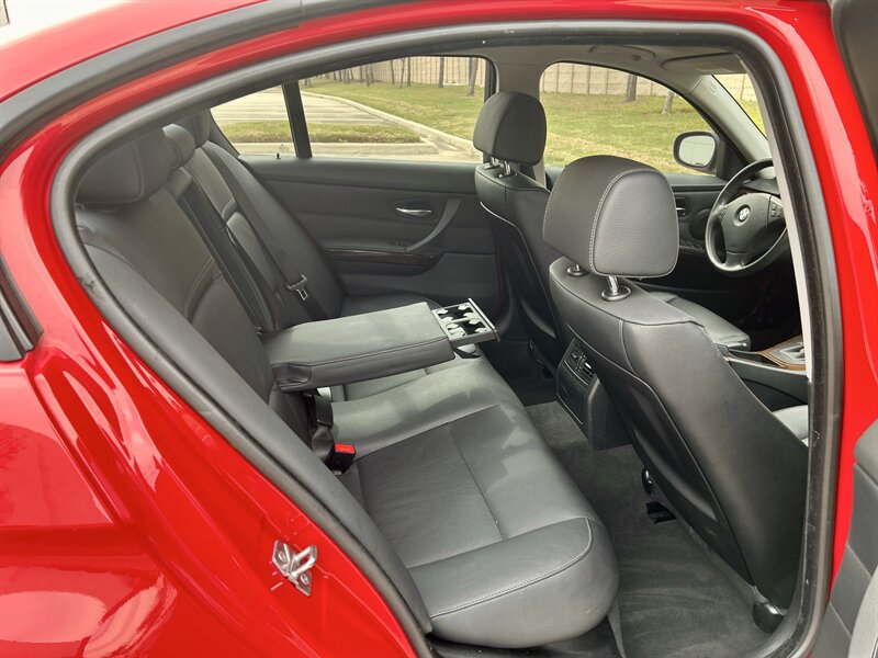 2010 BMW BMW 328i LEATHER ROOF 61K LOW MILES BLUETOOTH YOUTUBE VIDEO   - Photo 54 - Stafford, TX 77477