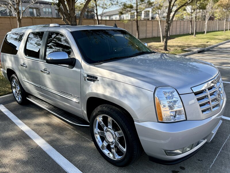 2010 Cadillac Escalade ESV LUXURY AWD DVD HTD & COOL SEATS YOU TUBE VIDEO   - Photo 7 - Stafford, TX 77477