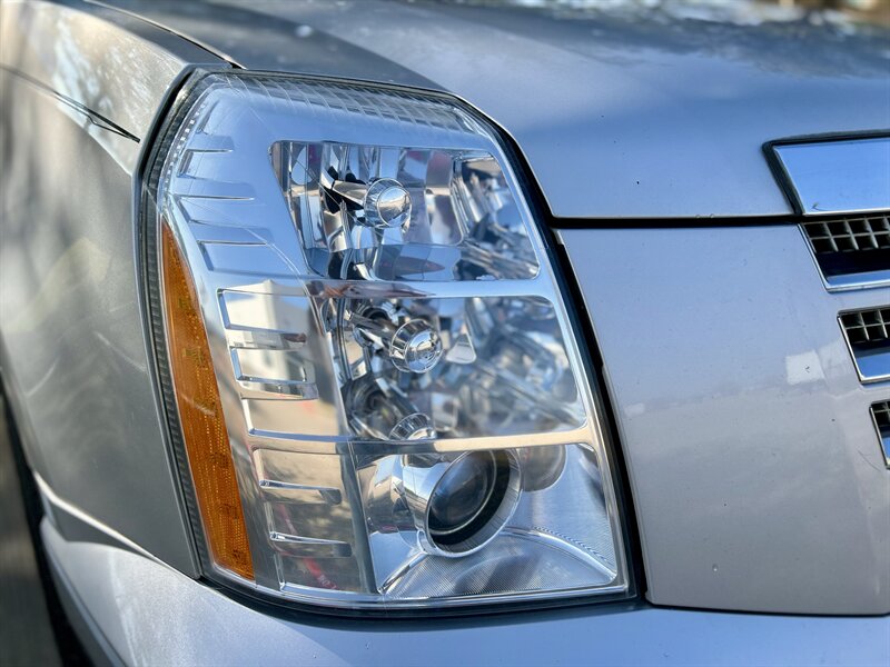 2010 Cadillac Escalade ESV LUXURY AWD DVD HTD & COOL SEATS YOU TUBE VIDEO   - Photo 26 - Stafford, TX 77477