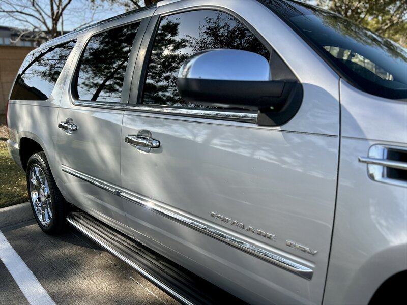 2010 Cadillac Escalade ESV LUXURY AWD DVD HTD & COOL SEATS YOU TUBE VIDEO   - Photo 18 - Stafford, TX 77477