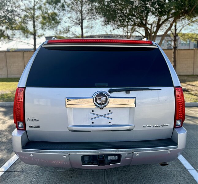 2010 Cadillac Escalade ESV LUXURY AWD DVD HTD & COOL SEATS YOU TUBE VIDEO   - Photo 12 - Stafford, TX 77477