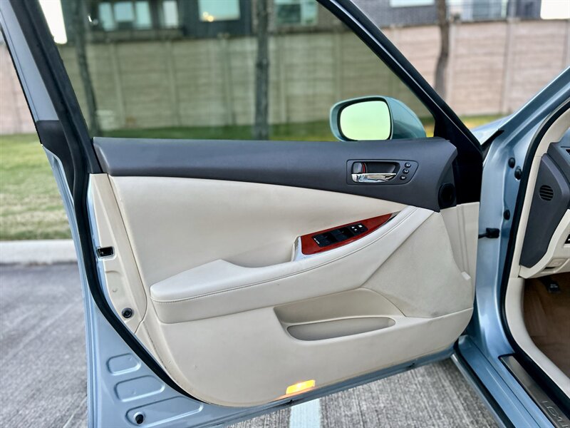 2011 Lexus LEXUS ES 350 NAVIGATION 39K SUPER LOW MILES YOUTUBE VIDEO   - Photo 30 - Stafford, TX 77477