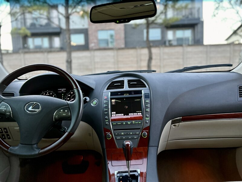 2011 Lexus LEXUS ES 350 NAVIGATION 39K SUPER LOW MILES YOUTUBE VIDEO   - Photo 29 - Stafford, TX 77477
