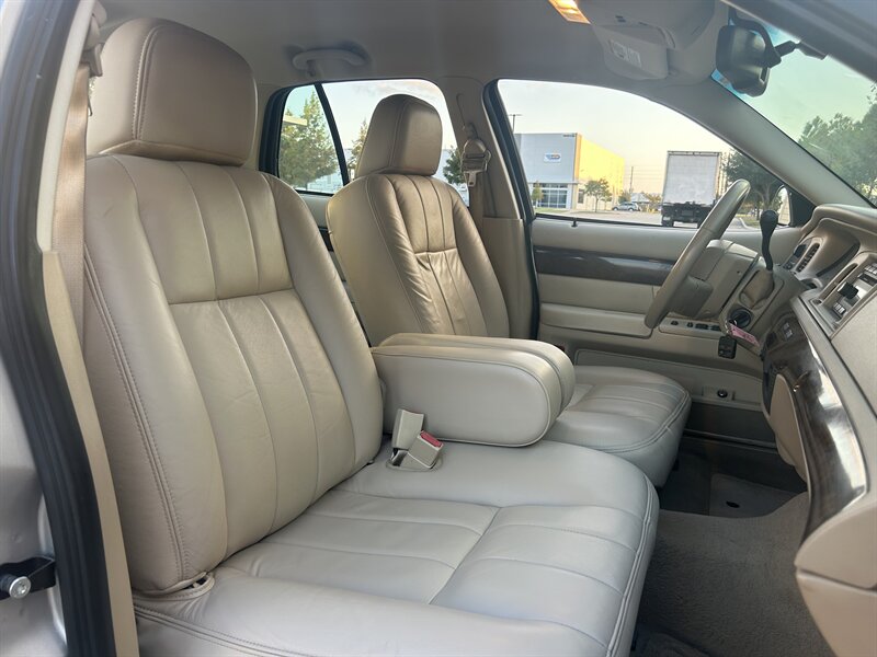 2008 Mercury MERCURY GRAND MARQUIS LS LEATHER WOOD 88K LOW MILES YouTube VIDEO   - Photo 37 - Stafford, TX 77477