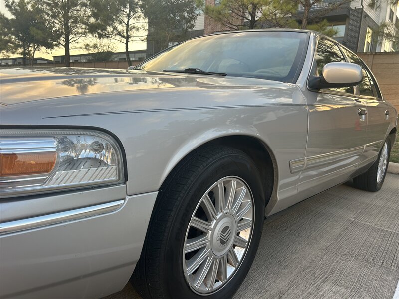2008 Mercury MERCURY GRAND MARQUIS LS LEATHER WOOD 88K LOW MILES YouTube VIDEO   - Photo 29 - Stafford, TX 77477