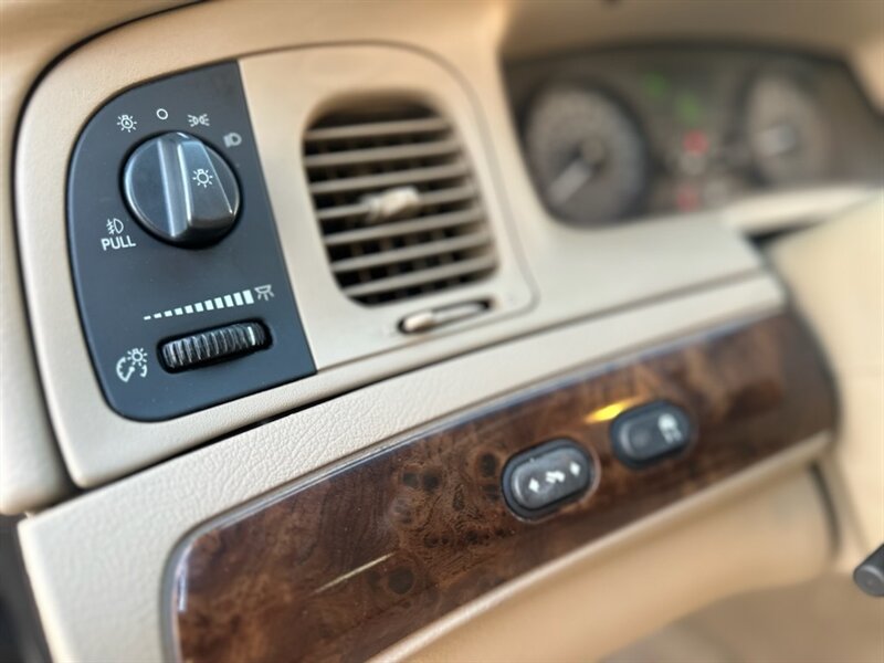 2008 Mercury MERCURY GRAND MARQUIS LS LEATHER WOOD 88K LOW MILES YouTube VIDEO   - Photo 65 - Stafford, TX 77477