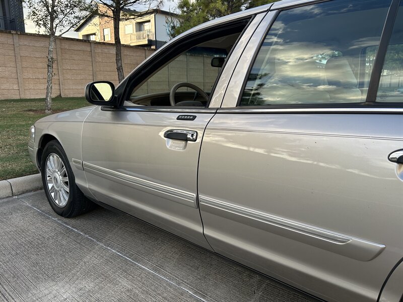 2008 Mercury MERCURY GRAND MARQUIS LS LEATHER WOOD 88K LOW MILES YouTube VIDEO   - Photo 20 - Stafford, TX 77477