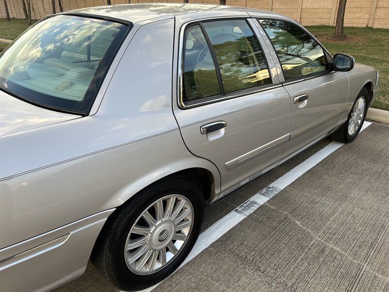 2008 Mercury MERCURY GRAND MARQUIS LS LEATHER WOOD 88K LOW MILES YouTube VIDEO   - Photo 22 - Stafford, TX 77477