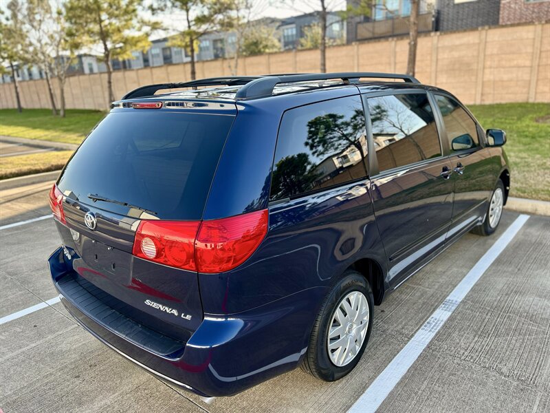 2006 Toyota TOYOTA SIENNA LE SUPER LOW 17K MILES NEW TIRES YOUTUBE VIDEO   - Photo 16 - Stafford, TX 77477