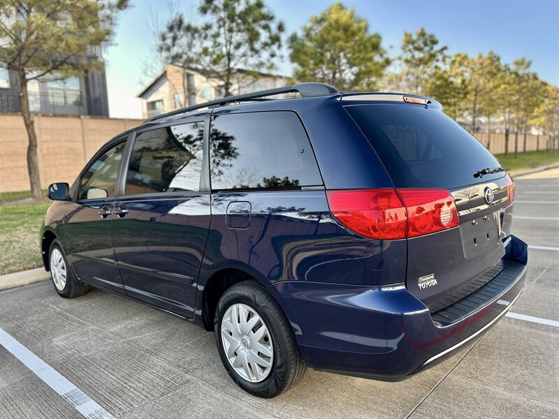 2006 Toyota TOYOTA SIENNA LE SUPER LOW 17K MILES NEW TIRES YOUTUBE VIDEO   - Photo 9 - Stafford, TX 77477