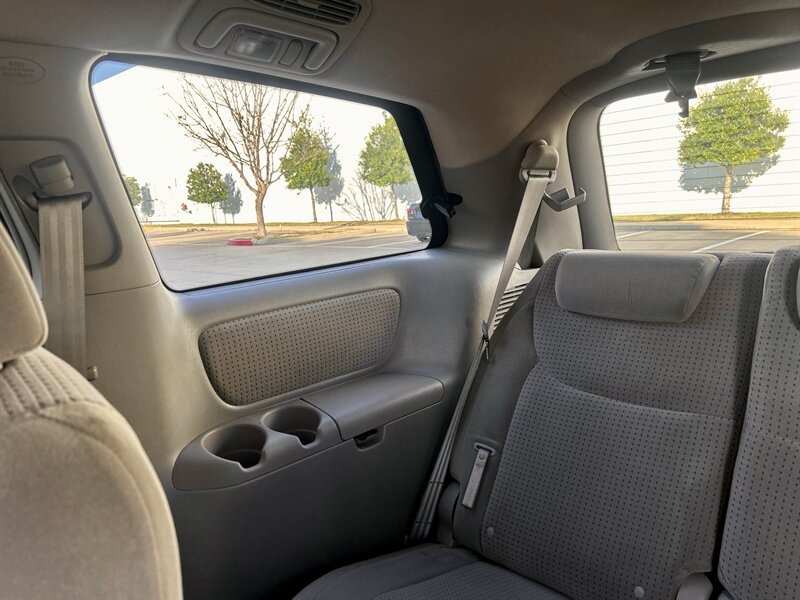 2006 Toyota TOYOTA SIENNA LE SUPER LOW 17K MILES NEW TIRES YOUTUBE VIDEO   - Photo 57 - Stafford, TX 77477