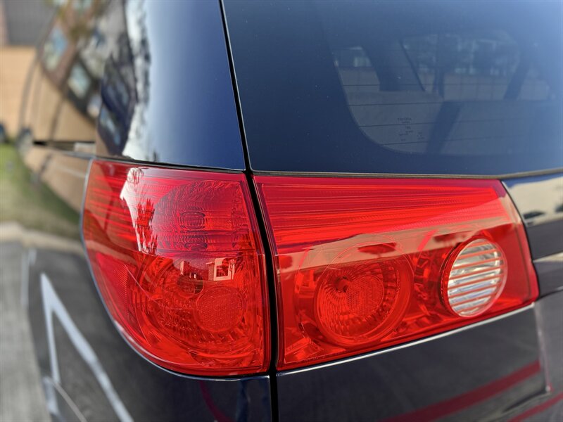 2006 Toyota TOYOTA SIENNA LE SUPER LOW 17K MILES NEW TIRES YOUTUBE VIDEO   - Photo 31 - Stafford, TX 77477