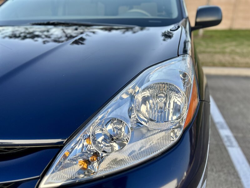 2006 Toyota TOYOTA SIENNA LE SUPER LOW 17K MILES NEW TIRES YOUTUBE VIDEO   - Photo 19 - Stafford, TX 77477