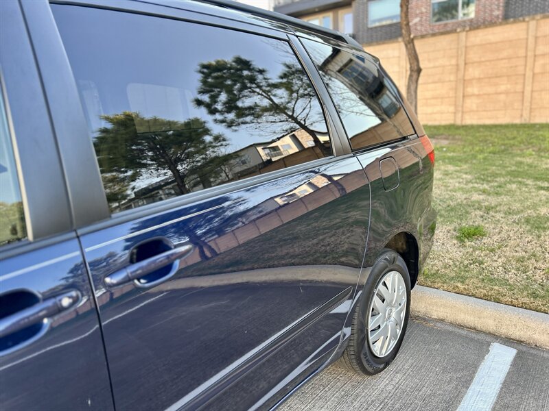 2006 Toyota TOYOTA SIENNA LE SUPER LOW 17K MILES NEW TIRES YOUTUBE VIDEO   - Photo 26 - Stafford, TX 77477