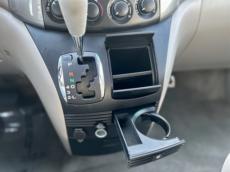 2006 Toyota TOYOTA SIENNA LE SUPER LOW 17K MILES NEW TIRES YOUTUBE VIDEO   - Photo 48 - Stafford, TX 77477