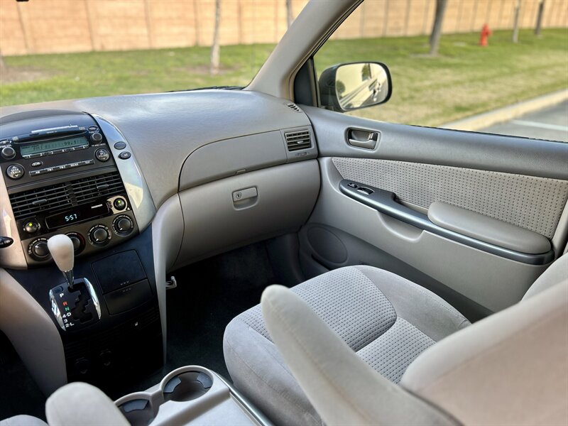 2006 Toyota TOYOTA SIENNA LE SUPER LOW 17K MILES NEW TIRES YOUTUBE VIDEO   - Photo 61 - Stafford, TX 77477