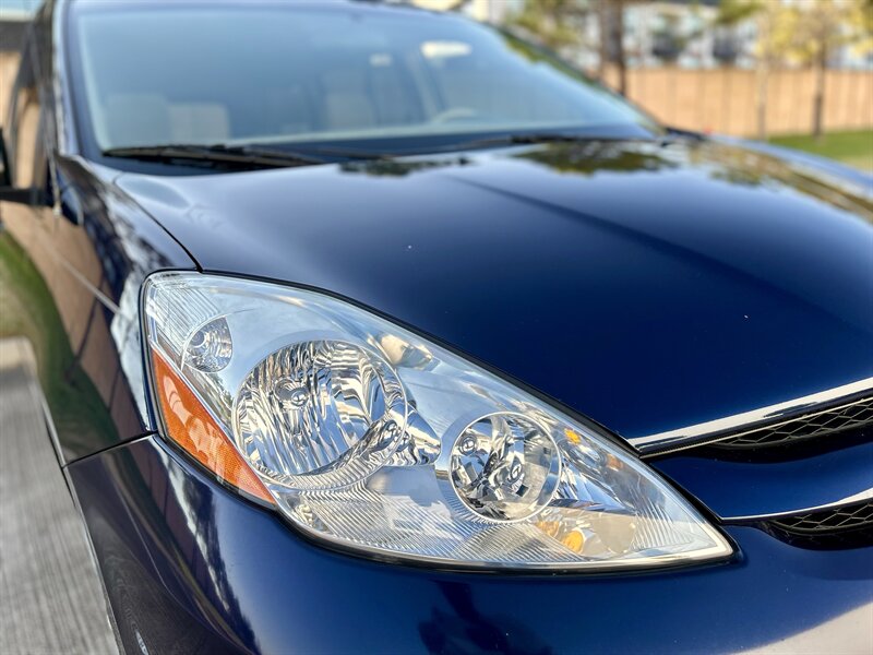 2006 Toyota TOYOTA SIENNA LE SUPER LOW 17K MILES NEW TIRES YOUTUBE VIDEO   - Photo 20 - Stafford, TX 77477