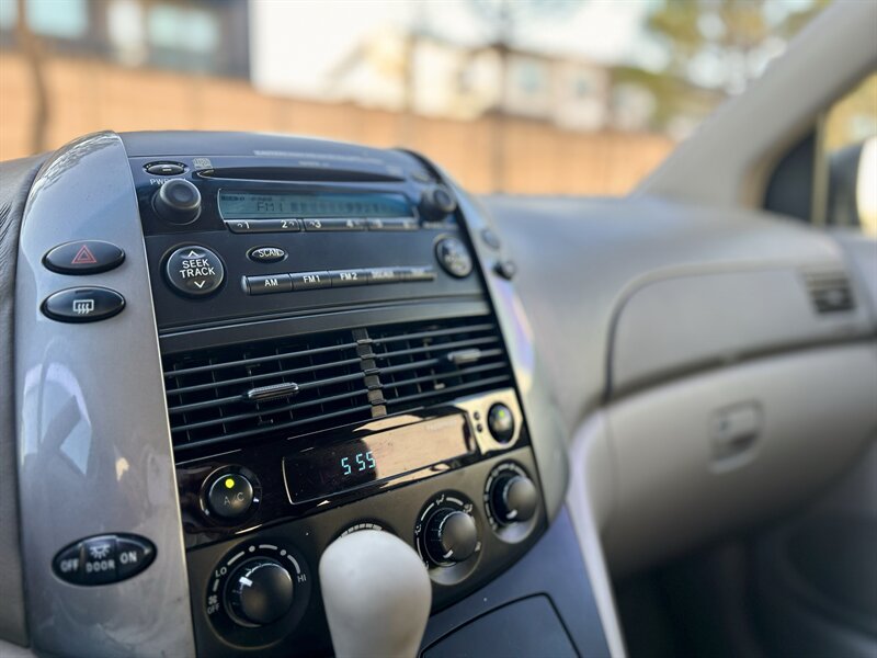 2006 Toyota TOYOTA SIENNA LE SUPER LOW 17K MILES NEW TIRES YOUTUBE VIDEO   - Photo 44 - Stafford, TX 77477