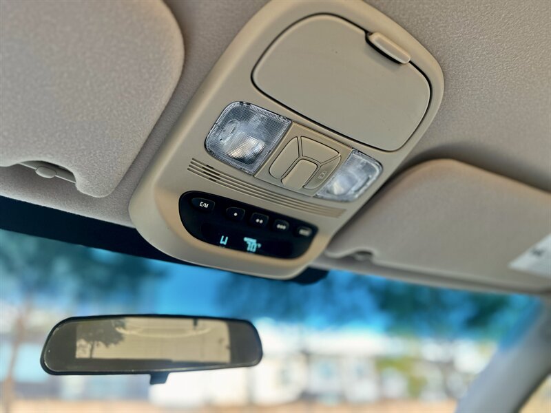 2006 Toyota TOYOTA SIENNA LE SUPER LOW 17K MILES NEW TIRES YOUTUBE VIDEO   - Photo 54 - Stafford, TX 77477