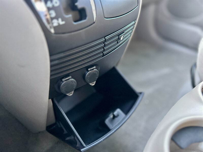 2006 Toyota TOYOTA SIENNA LE SUPER LOW 17K MILES NEW TIRES YOUTUBE VIDEO   - Photo 46 - Stafford, TX 77477