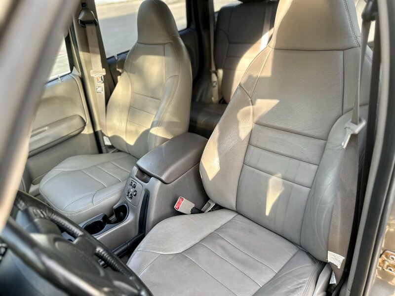 2004 Jeep JEEP LIBERTY SPORT 4X4 TRAIL RATED 3.7L V6 LTHR 4X4 YOUTUBE VIDEO   - Photo 45 - Stafford, TX 77477