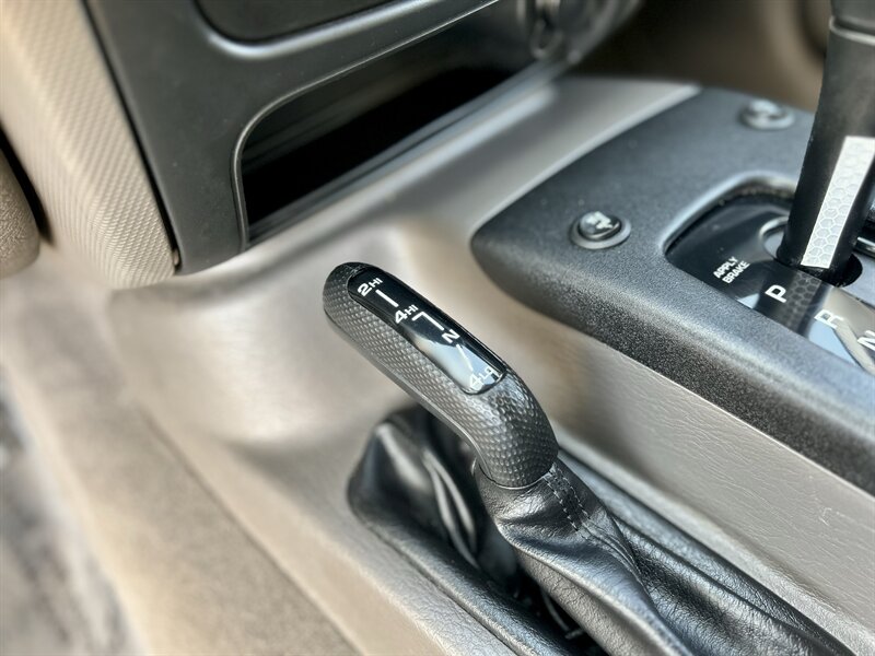 2004 Jeep JEEP LIBERTY SPORT 4X4 TRAIL RATED 3.7L V6 LTHR 4X4 YOUTUBE VIDEO   - Photo 51 - Stafford, TX 77477