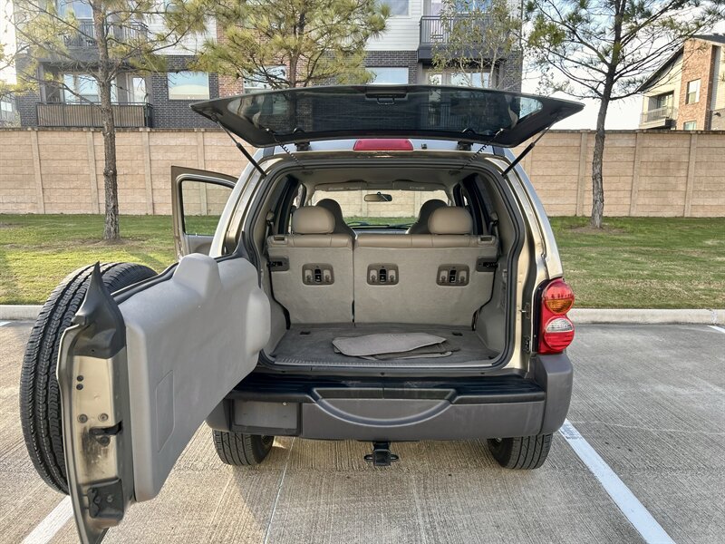 2004 Jeep JEEP LIBERTY SPORT 4X4 TRAIL RATED 3.7L V6 LTHR 4X4 YOUTUBE VIDEO   - Photo 25 - Stafford, TX 77477