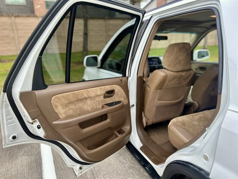 2002 Honda HONDA CRV EX AWD 5- SPEED MANUAL  TRANS ALL WHEEL DRIVE YOUTUBE VIDE0   - Photo 41 - Stafford, TX 77477