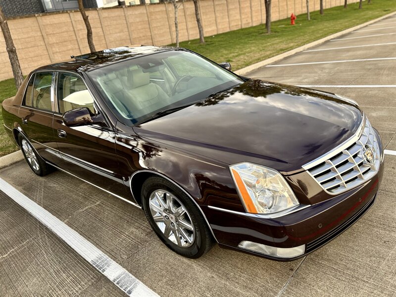 2009 Cadillac CADILLAC DTS PREMIUM LUXURY NAVIGATION SUNROOF YOUTUBE VIDEO   - Photo 7 - Stafford, TX 77477