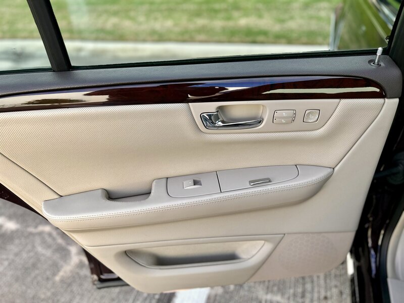 2009 Cadillac CADILLAC DTS PREMIUM LUXURY NAVIGATION SUNROOF YOUTUBE VIDEO   - Photo 63 - Stafford, TX 77477