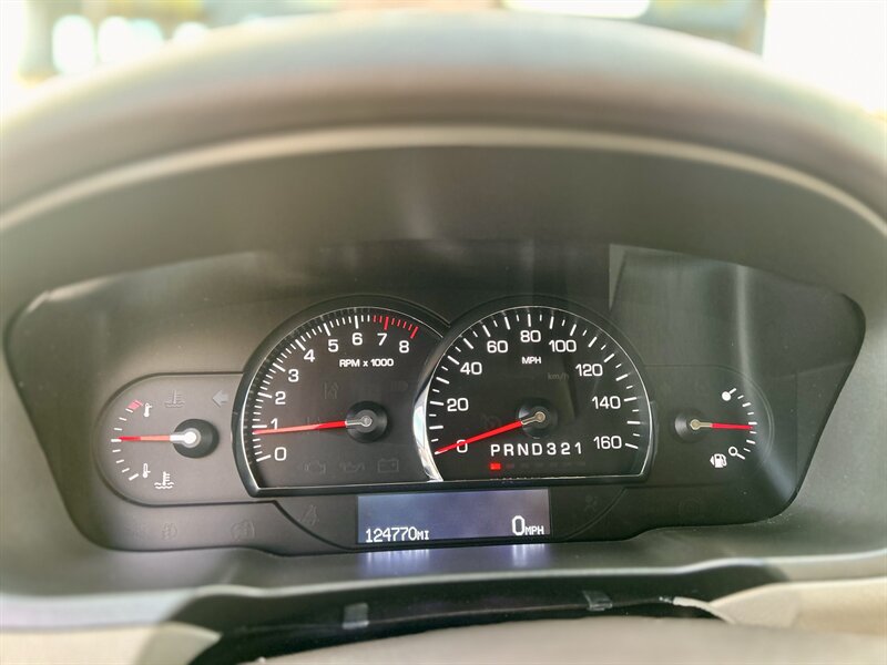 2009 Cadillac CADILLAC DTS PREMIUM LUXURY NAVIGATION SUNROOF YOUTUBE VIDEO   - Photo 40 - Stafford, TX 77477