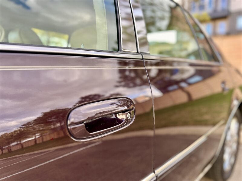 2009 Cadillac CADILLAC DTS PREMIUM LUXURY NAVIGATION SUNROOF YOUTUBE VIDEO   - Photo 26 - Stafford, TX 77477