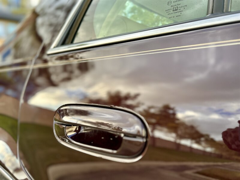 2009 Cadillac CADILLAC DTS PREMIUM LUXURY NAVIGATION SUNROOF YOUTUBE VIDEO   - Photo 24 - Stafford, TX 77477
