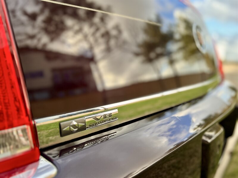 2009 Cadillac CADILLAC DTS PREMIUM LUXURY NAVIGATION SUNROOF YOUTUBE VIDEO   - Photo 29 - Stafford, TX 77477