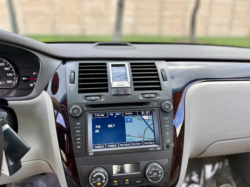 2009 Cadillac CADILLAC DTS PREMIUM LUXURY NAVIGATION SUNROOF YOUTUBE VIDEO   - Photo 60 - Stafford, TX 77477