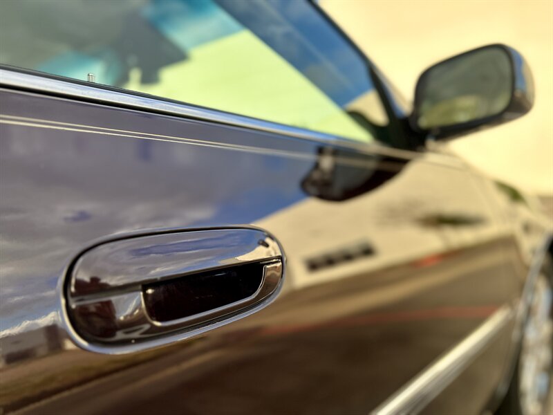 2009 Cadillac CADILLAC DTS PREMIUM LUXURY NAVIGATION SUNROOF YOUTUBE VIDEO   - Photo 23 - Stafford, TX 77477