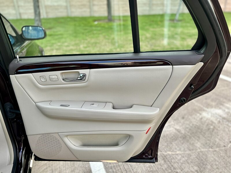 2009 Cadillac CADILLAC DTS PREMIUM LUXURY NAVIGATION SUNROOF YOUTUBE VIDEO   - Photo 70 - Stafford, TX 77477