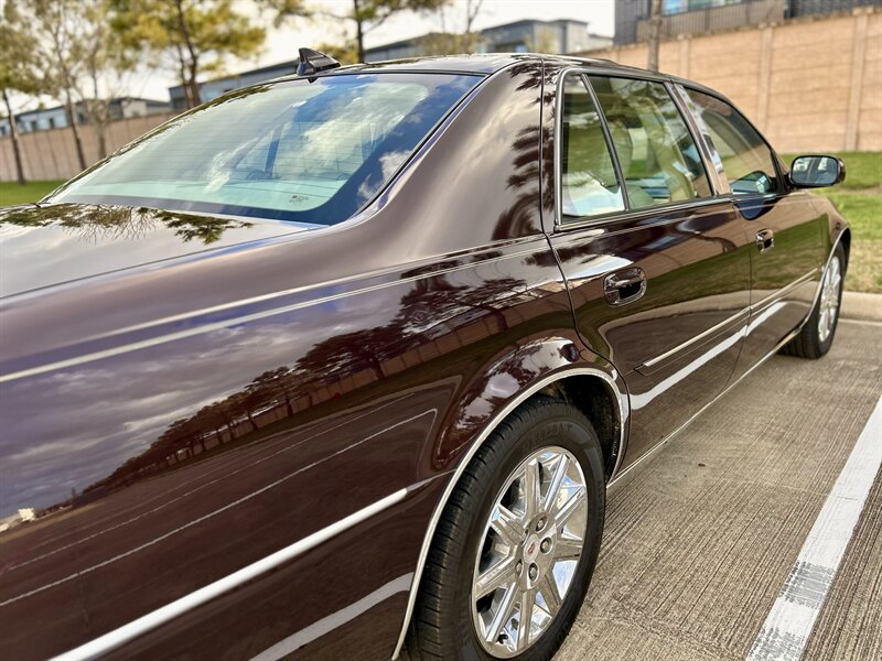 2009 Cadillac CADILLAC DTS PREMIUM LUXURY NAVIGATION SUNROOF YOUTUBE VIDEO   - Photo 33 - Stafford, TX 77477