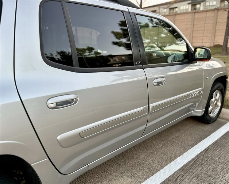 2004 GMC ENVOY XL 7 Passenger SLT 5.3L V8 AWD 290hp 4X4 BABY TAHOE YOUTUBE VIDEO   - Photo 28 - Stafford, TX 77477