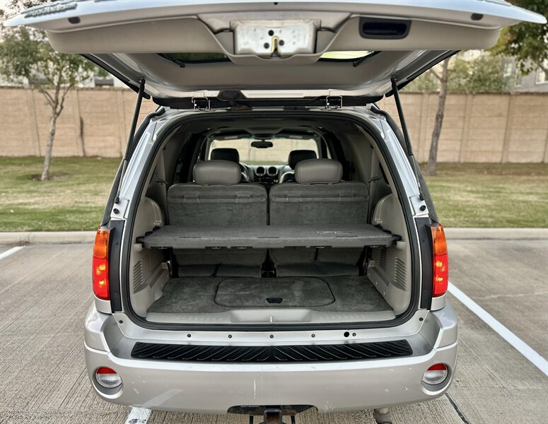 2004 GMC ENVOY XL 7 Passenger SLT 5.3L V8 AWD 290hp 4X4 BABY TAHOE YOUTUBE VIDEO   - Photo 81 - Stafford, TX 77477