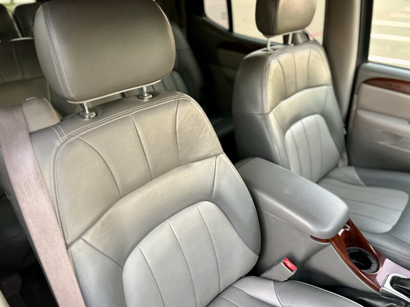 2004 GMC ENVOY XL 7 Passenger SLT 5.3L V8 AWD 290hp 4X4 BABY TAHOE YOUTUBE VIDEO   - Photo 72 - Stafford, TX 77477