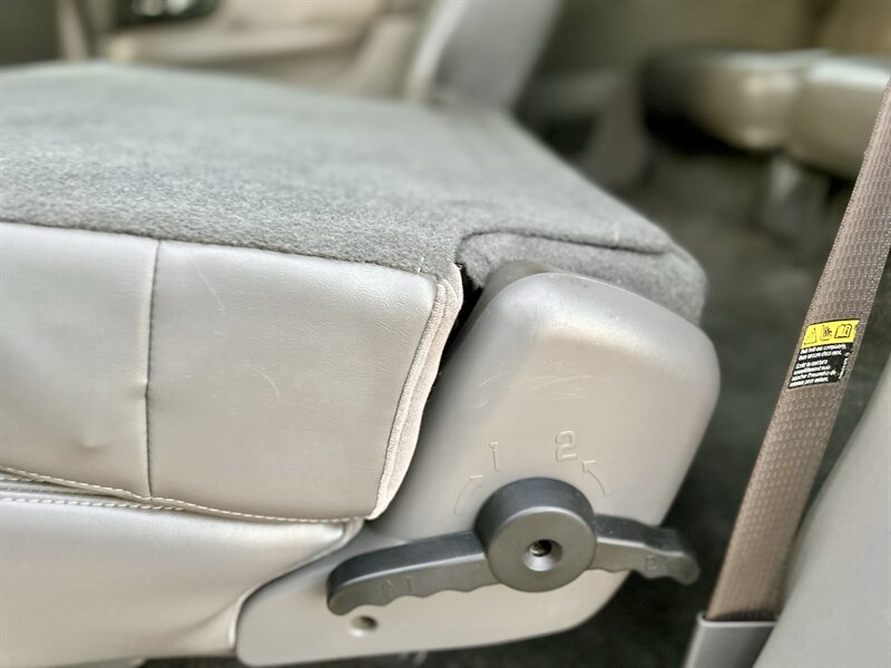 2004 GMC ENVOY XL 7 Passenger SLT 5.3L V8 AWD 290hp 4X4 BABY TAHOE YOUTUBE VIDEO   - Photo 66 - Stafford, TX 77477