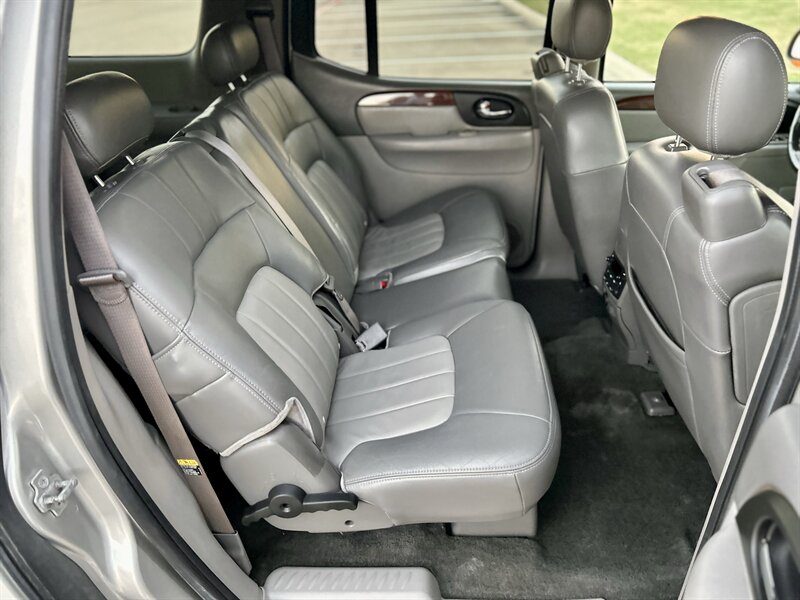 2004 GMC ENVOY XL 7 Passenger SLT 5.3L V8 AWD 290hp 4X4 BABY TAHOE YOUTUBE VIDEO   - Photo 77 - Stafford, TX 77477