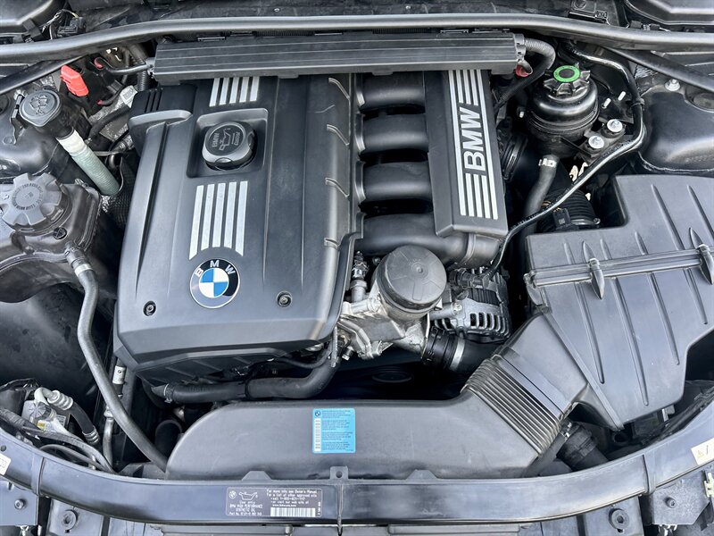 2011 BMW 328i YouTube VIDEO  6-SPEED MANUAL TRANSMISSION RARE  88K LOW MILES - Photo 60 - Stafford, TX 77477