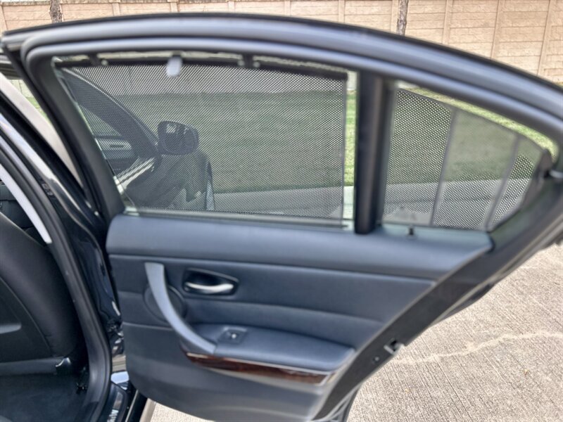 2011 BMW 328i YouTube VIDEO  6-SPEED MANUAL TRANSMISSION RARE  88K LOW MILES - Photo 44 - Stafford, TX 77477