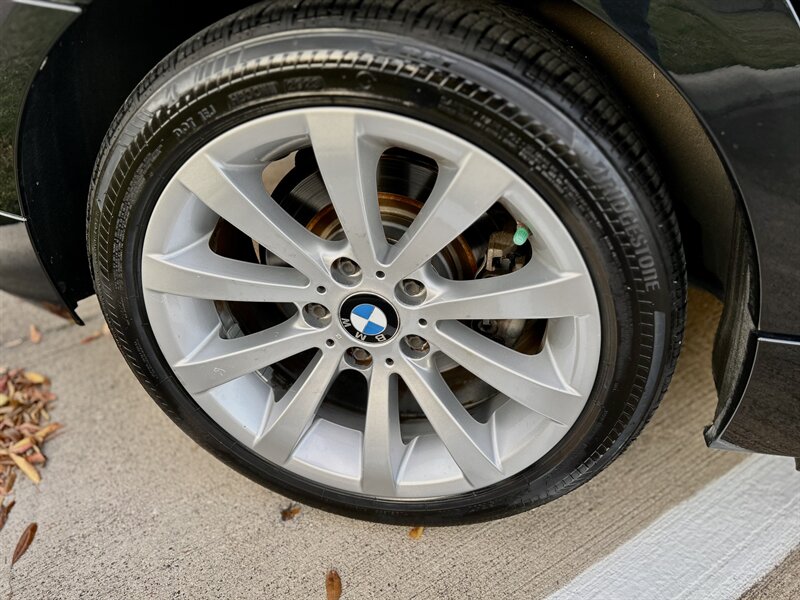 2011 BMW 328i YouTube VIDEO  6-SPEED MANUAL TRANSMISSION RARE  88K LOW MILES - Photo 54 - Stafford, TX 77477