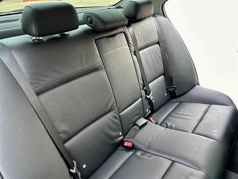 2011 BMW 328i YouTube VIDEO  6-SPEED MANUAL TRANSMISSION RARE  88K LOW MILES - Photo 45 - Stafford, TX 77477